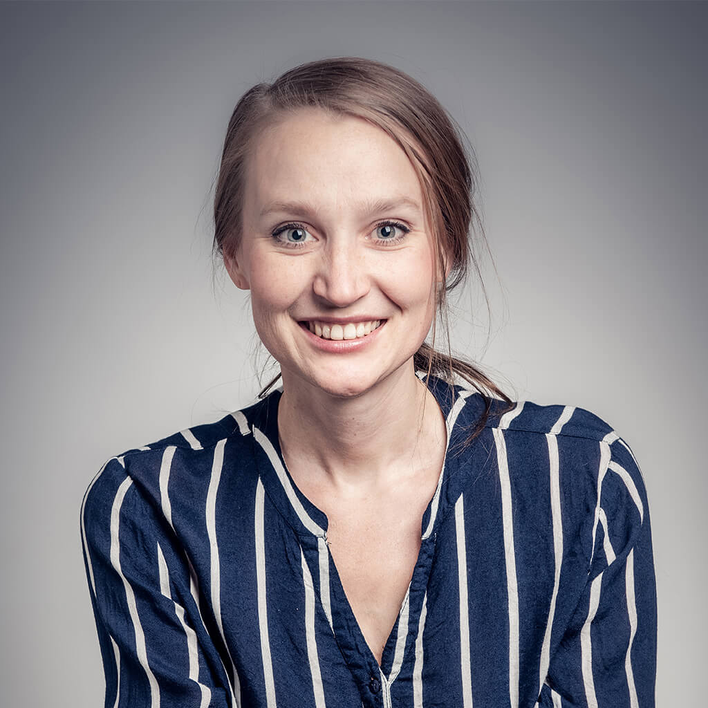 Porträtaufnahme von Anja Grossek, Teil der Studienkoordination am Standort Essen